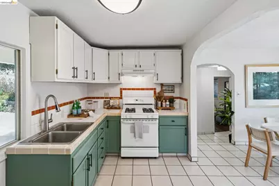 6120 Arlington Blvd, San Pablo, CA 94806 - Photo 12