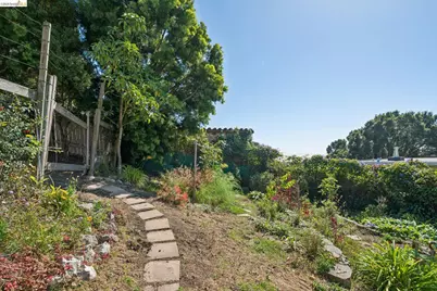 6120 Arlington Blvd, San Pablo, CA 94806 - Photo 40