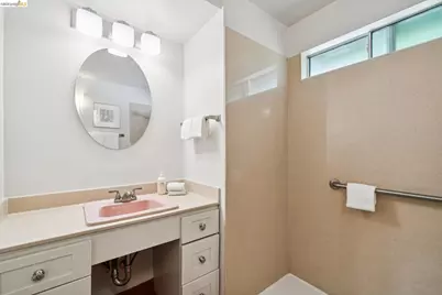 6120 Arlington Blvd, San Pablo, CA 94806 - Photo 28