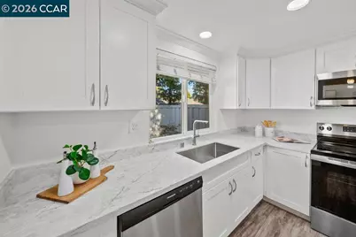 571 Europa Ct, Walnut Creek, CA 94598 - Photo 12