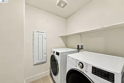 9800 Seawind Way, Newark, CA 94560 - Photo 28