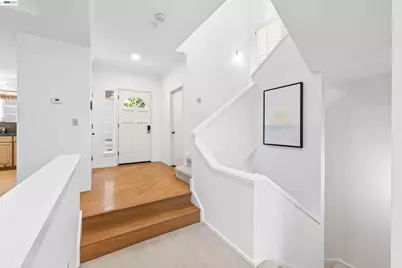 4636 Redwood Rd, Oakland, CA 94619 - Photo 16