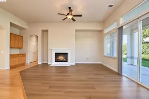 1587 Regent Dr, Brentwood, CA 94513 - Photo 10