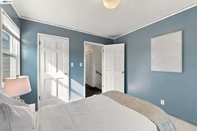 360 Warwick Ave, San Leandro, CA 94577 - Photo 16