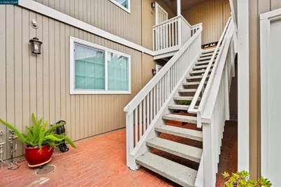 565 Lori Dr #50, Benicia, CA 94510 - Photo 4