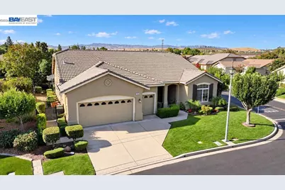 1242 Flores Way, Brentwood, CA 94513 - Photo 2