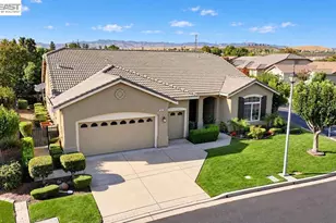 1242 Flores Way, Brentwood, CA 94513 - Photo 2