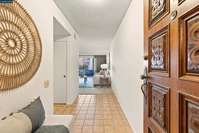 1129 Avenida Sevilla #5A, Walnut Creek, CA 94595 - Photo 2