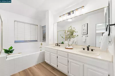2153 Bluerock Cir, Concord, CA 94521 - Photo 26