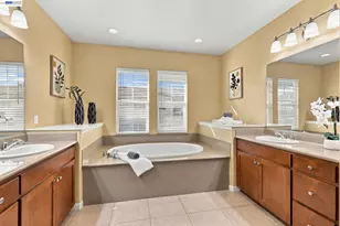 692 Refinado Way, Mountain House, CA 95391 - Photo 24