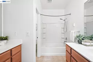 6677 Mariposa Ln, Dublin, CA 94568 - Photo 20