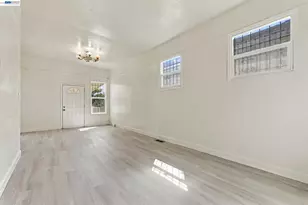 2207 13th Ave, Oakland, CA 94606 - Photo 14