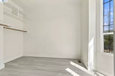 2207 13th Ave, Oakland, CA 94606 - Photo 20