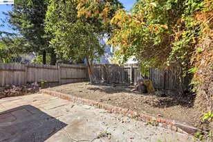2207 13th Ave, Oakland, CA 94606 - Photo 32