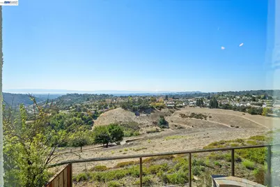 7892 Pineville Cir, Castro Valley, CA 94552 - Photo 46
