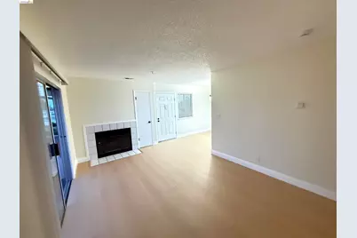 25129 Copa Del Oro Dr #203, Hayward, CA 94545 - Photo 6