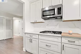 25531 Scripps St, Hayward, CA 94545 - Photo 10