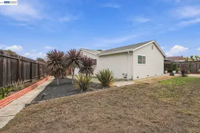 25531 Scripps St, Hayward, CA 94545 - Photo 32