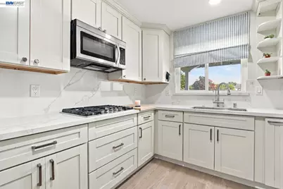 25531 Scripps St, Hayward, CA 94545 - Photo 12