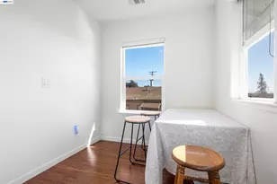 8957 Lawlor St, Oakland, CA 94605 - Photo 16