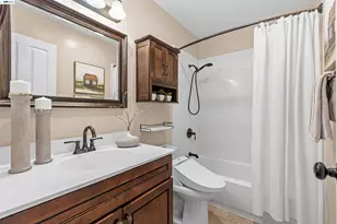 6933 Cedar Ln, Dublin, CA 94568 - Photo 16