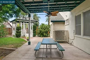1615 Laurelbrook Dr, Tracy, CA 95377 - Photo 46
