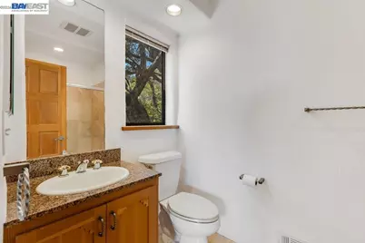 1302 Westview Dr, Berkeley, CA 94705 - Photo 38