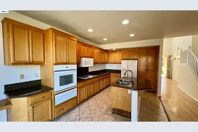 1913 Mount Stakes Ct, Antioch, CA 94531 - Photo 10
