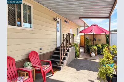 121 Leanne Ln, Concord, CA 94518 - Photo 14