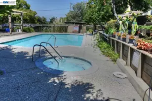 665 Dartmore Ln, Hayward, CA 94544 - Photo 34