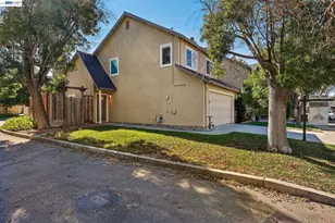 2129 Delucchi Dr, Pleasanton, CA 94588 - Photo 32