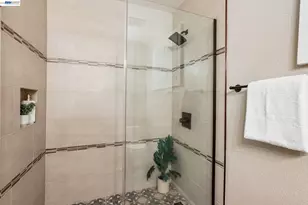 2129 Delucchi Dr, Pleasanton, CA 94588 - Photo 18
