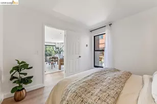 322 Hanover Ave, Oakland, CA 94606 - Photo 32