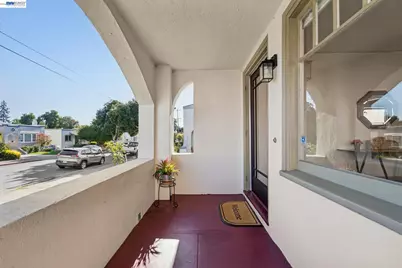 110 California Ave, San Leandro, CA 94577 - Photo 4