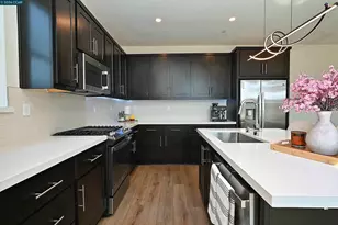1860 Italia Wy, Tracy, CA 95377 - Photo 10
