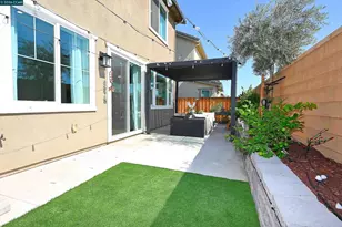 1860 Italia Wy, Tracy, CA 95377 - Photo 36