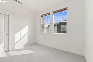 617 Whisper Ln, Pittsburg, CA 94565 - Photo 40
