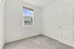 617 Whisper Ln, Pittsburg, CA 94565 - Photo 28