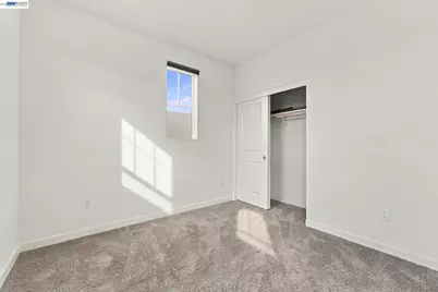 617 Whisper Ln, Pittsburg, CA 94565 - Photo 42