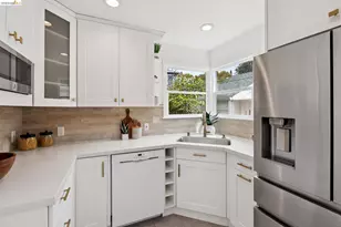 3530 Victor Ave, Oakland, CA 94619 - Photo 16