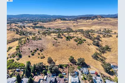 4384 Mountainview Dr, Lakeport, CA 95453 - Photo 6
