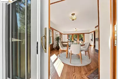 2705 Walker St, Berkeley, CA 94705 - Photo 16