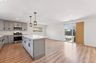 1300 Evergreen Dr, Concord, CA 94520 - Photo 18