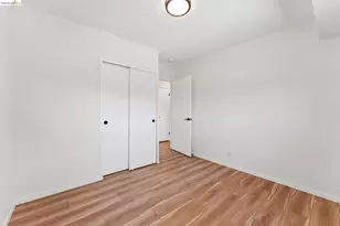 1300 Evergreen Dr, Concord, CA 94520 - Photo 28