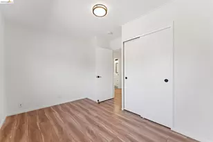 1300 Evergreen Dr, Concord, CA 94520 - Photo 24