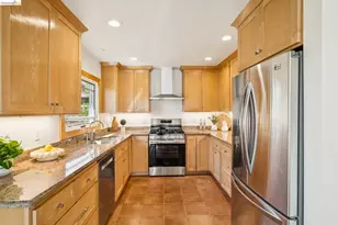 7201 Gladys Ave, El Cerrito, CA 94530 - Photo 12