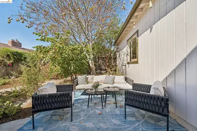 7201 Gladys Avenue, El Cerrito, CA 94530 - Photo 34