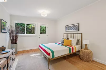 189 Fairlawn Dr, Berkeley, CA 94708 - Photo 20