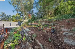 189 Fairlawn Dr, Berkeley, CA 94708 - Photo 56