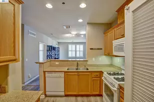 3360 Maguire Way, Dublin, CA 94568 - Photo 10